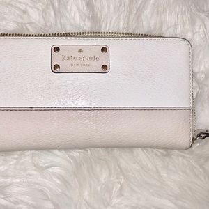 Kate Spade Wallet!